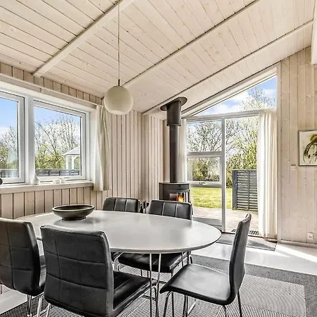 Semesterbostad Lovely In Sydals With Sauna *